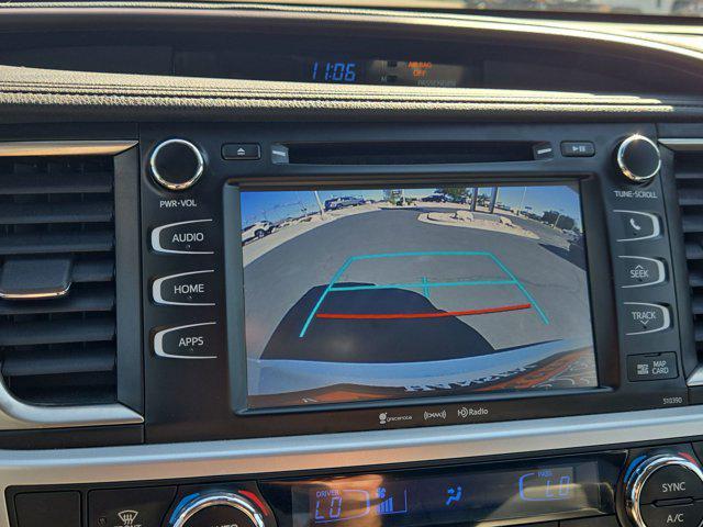 used 2019 Toyota Highlander car, priced at $23,775