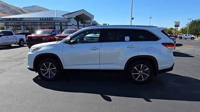 used 2019 Toyota Highlander car, priced at $23,775