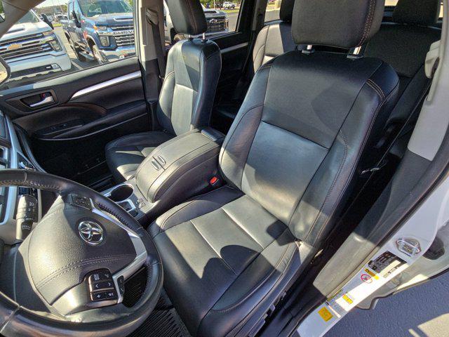 used 2019 Toyota Highlander car, priced at $23,775