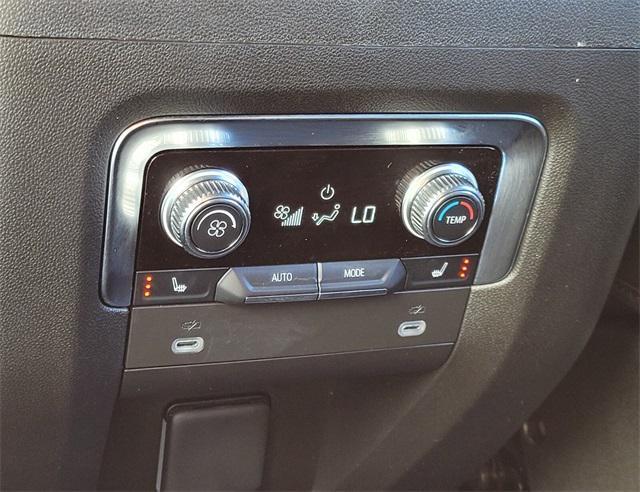 used 2024 GMC Yukon XL car, priced at $69,490