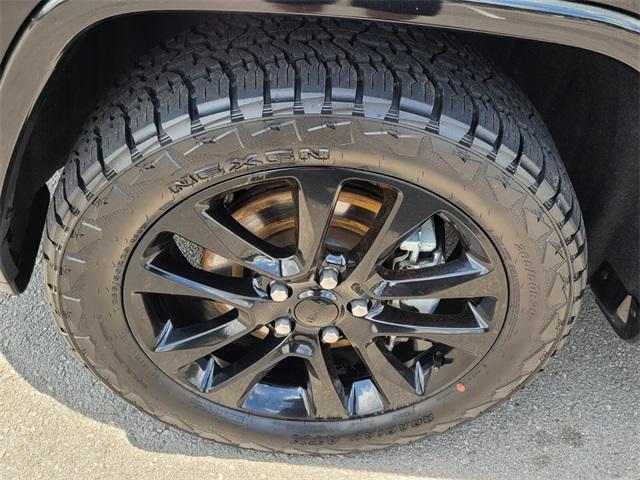 used 2021 Jeep Grand Cherokee car, priced at $25,290