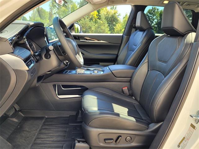 used 2025 INFINITI QX60 car, priced at $43,290