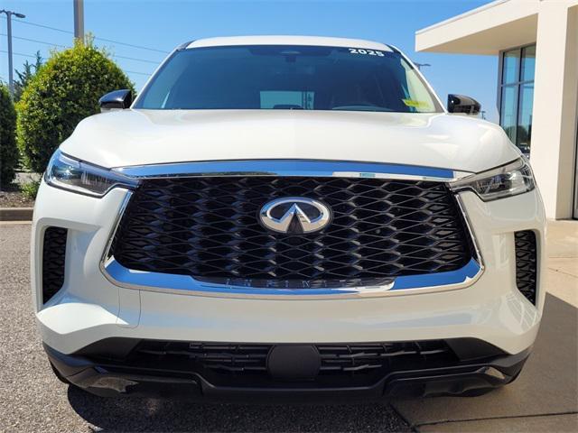 used 2025 INFINITI QX60 car, priced at $43,290
