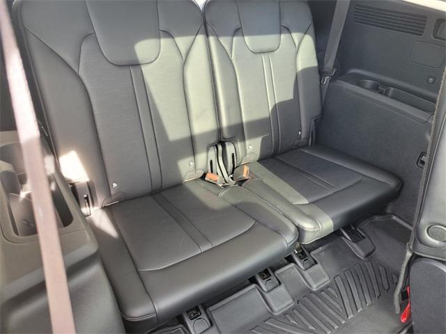 used 2024 Kia Sorento car, priced at $31,990