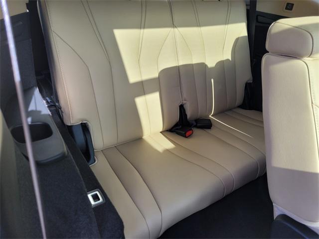 used 2023 Acura MDX car, priced at $43,490