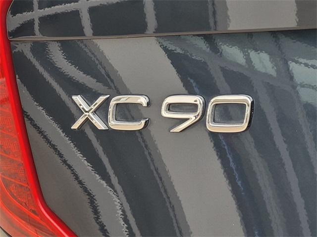 used 2021 Volvo XC90 car, priced at $30,290