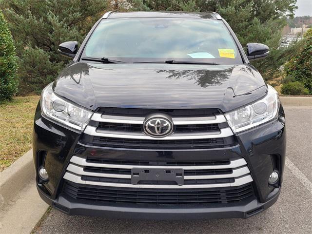 used 2019 Toyota Highlander car, priced at $30,490