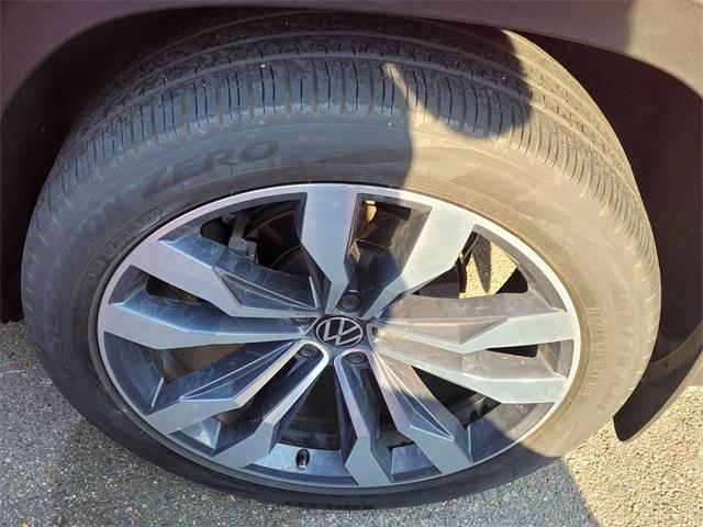 used 2021 Volkswagen Atlas Cross Sport car, priced at $30,690