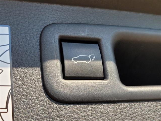used 2024 Toyota Highlander car, priced at $39,290