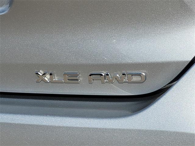 used 2024 Toyota Highlander car, priced at $39,290