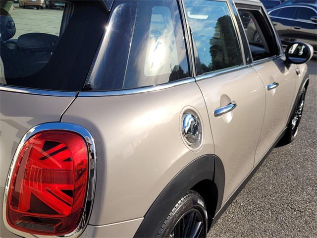 used 2024 MINI Hardtop car, priced at $24,990