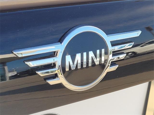 used 2024 MINI Hardtop car, priced at $24,990