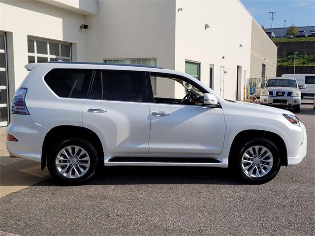 used 2022 Lexus GX 460 car, priced at $52,490