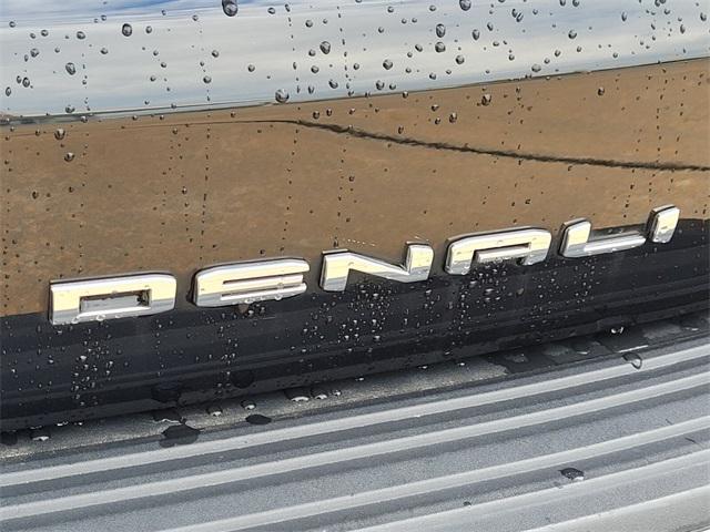 used 2021 GMC Yukon XL car, priced at $36,500