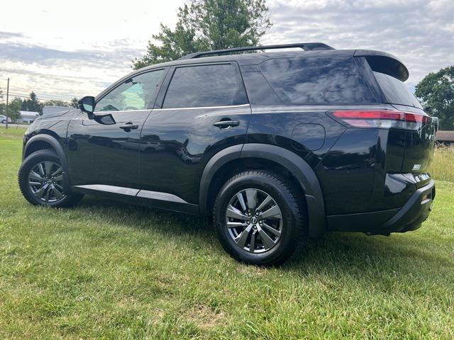 used 2022 Nissan Pathfinder car, priced at $27,787