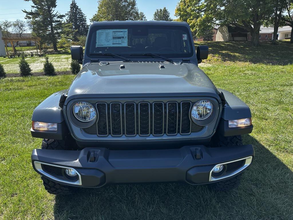 new 2025 Jeep Gladiator car, priced at $49,935