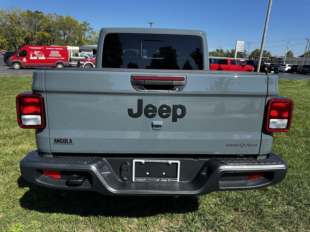 new 2025 Jeep Gladiator car, priced at $49,935