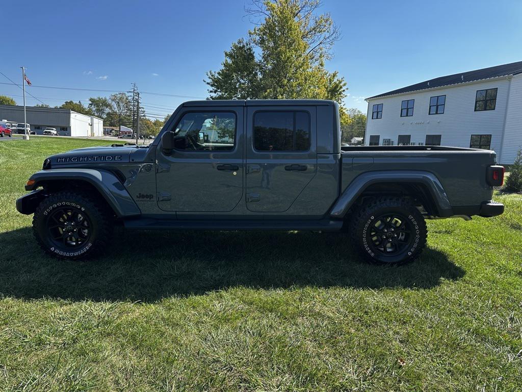 new 2025 Jeep Gladiator car, priced at $49,935