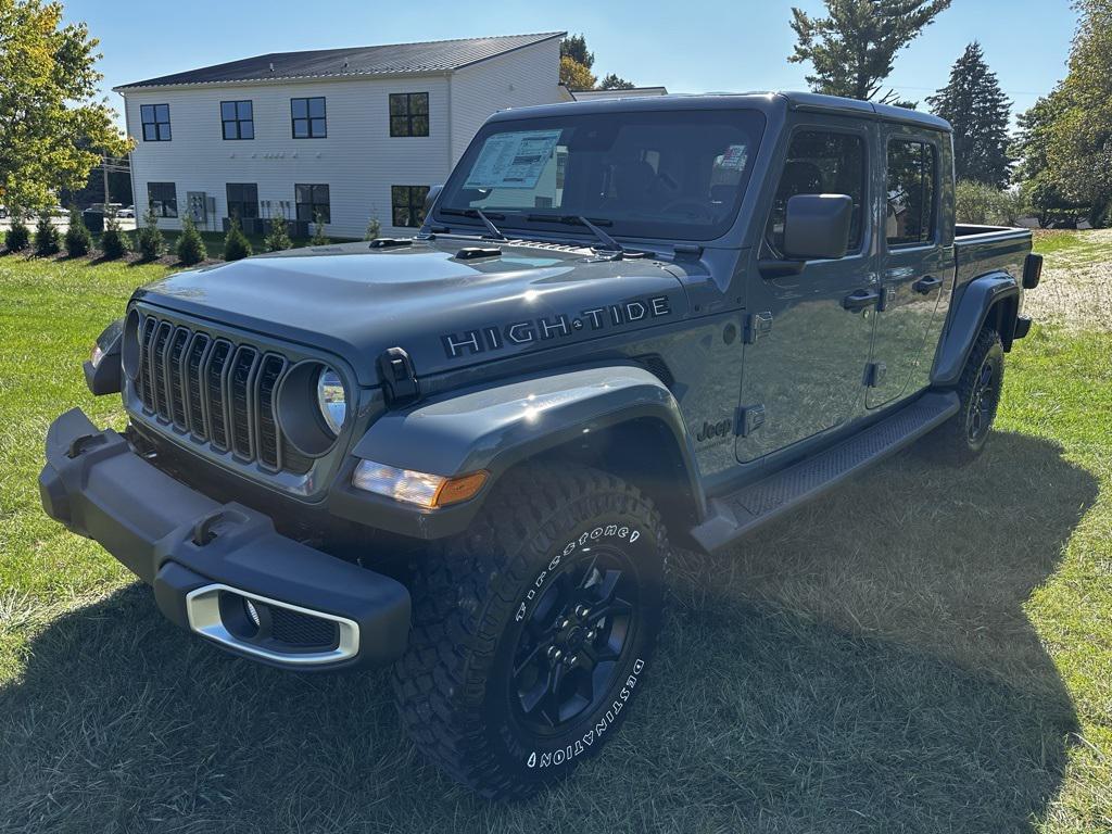 new 2025 Jeep Gladiator car, priced at $49,935