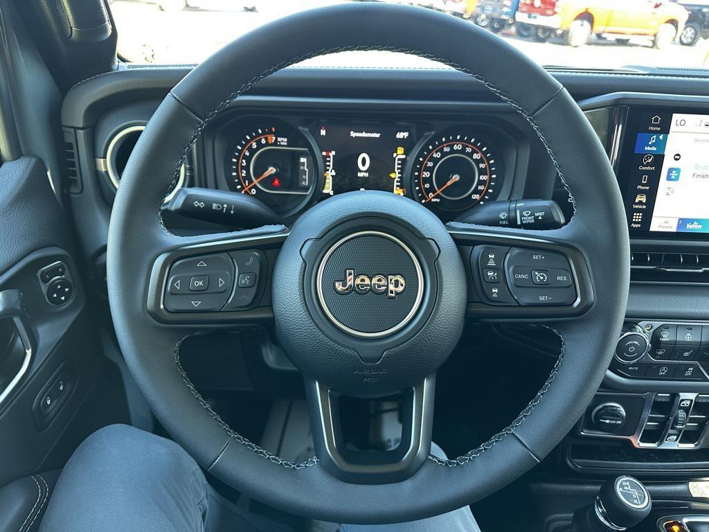 new 2025 Jeep Gladiator car, priced at $49,935