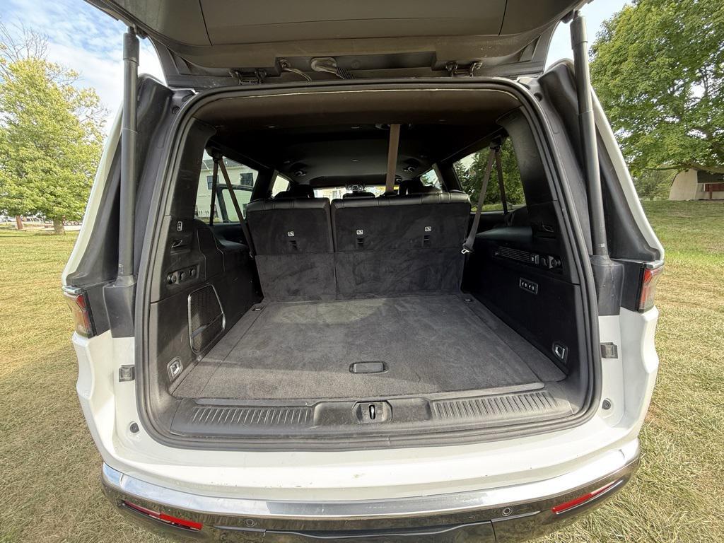 used 2024 Jeep Wagoneer L car, priced at $52,241