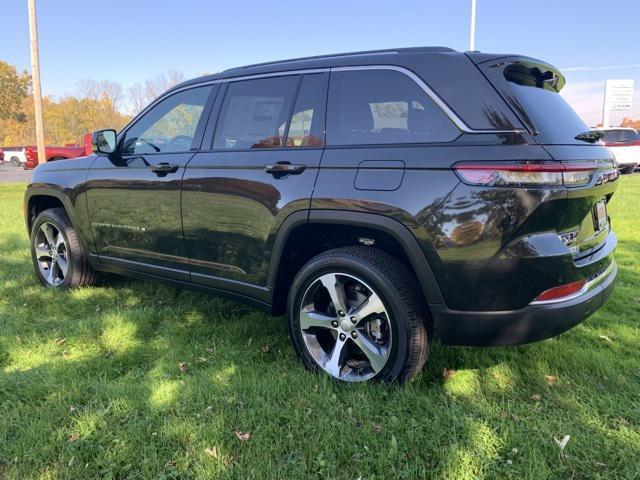 new 2024 Jeep Grand Cherokee car, priced at $60,715