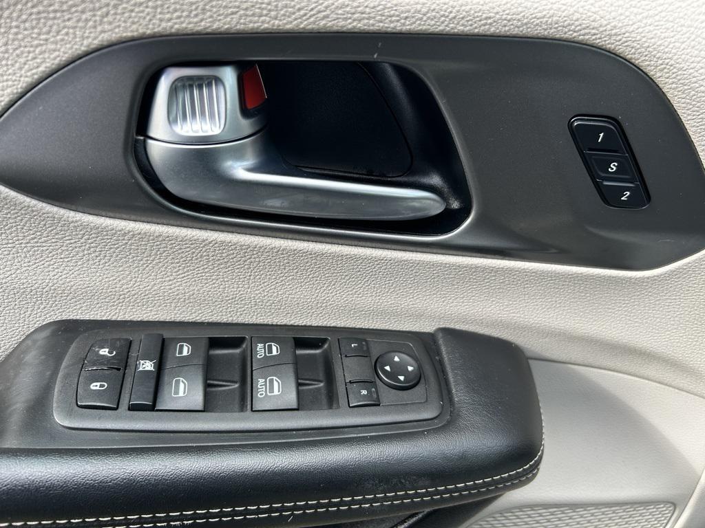 used 2022 Chrysler Pacifica car, priced at $19,874