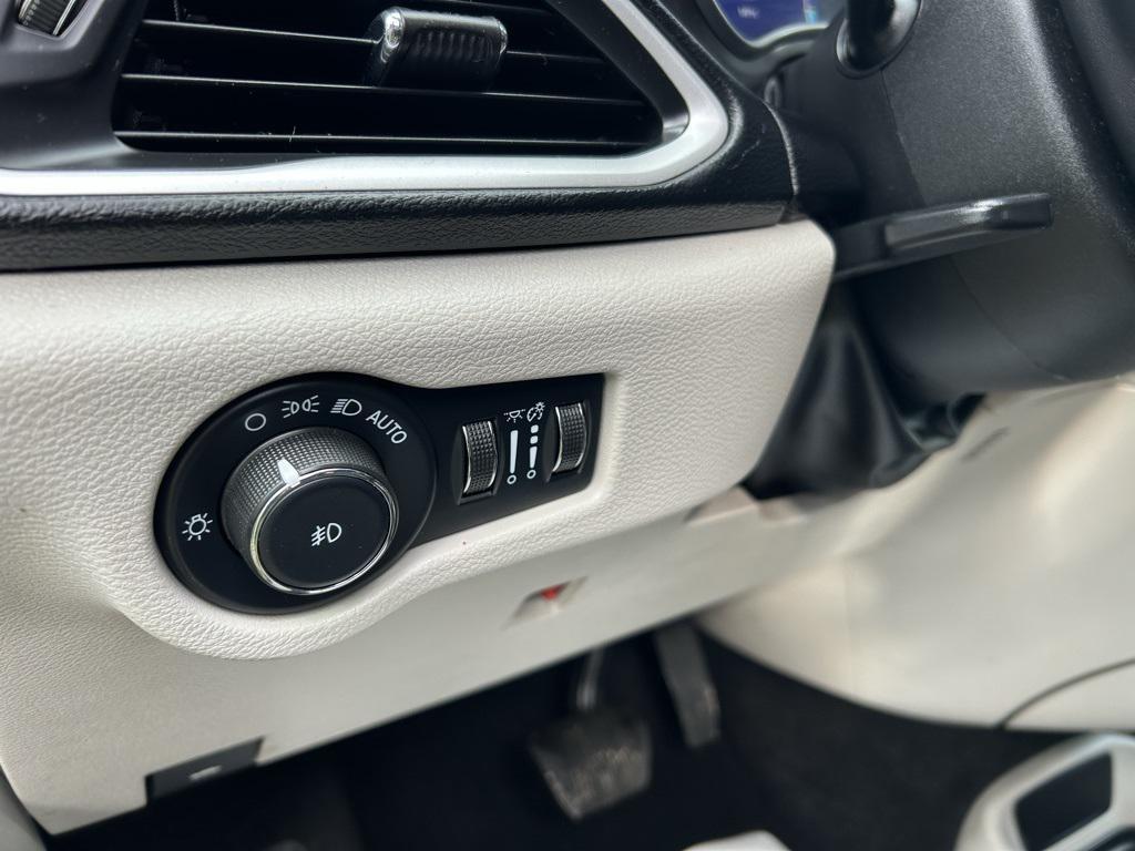 used 2022 Chrysler Pacifica car, priced at $19,874