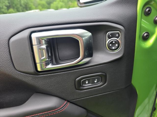 new 2025 Jeep Wrangler car, priced at $61,670