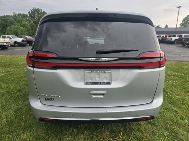 used 2024 Chrysler Pacifica car, priced at $32,361