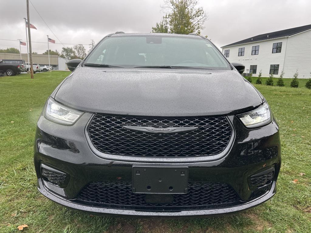 new 2026 Chrysler Pacifica car, priced at $52,535