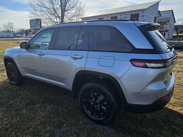 new 2025 Jeep Grand Cherokee car, priced at $46,530