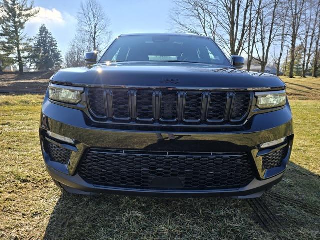 new 2025 Jeep Grand Cherokee car, priced at $54,405