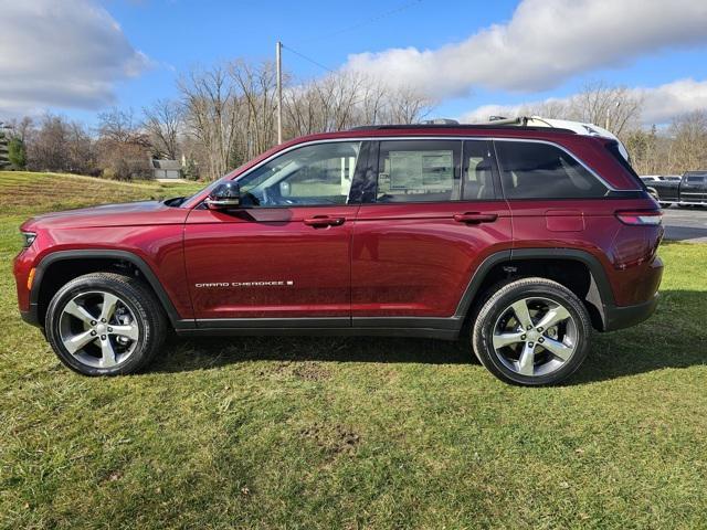 new 2025 Jeep Grand Cherokee car, priced at $52,435