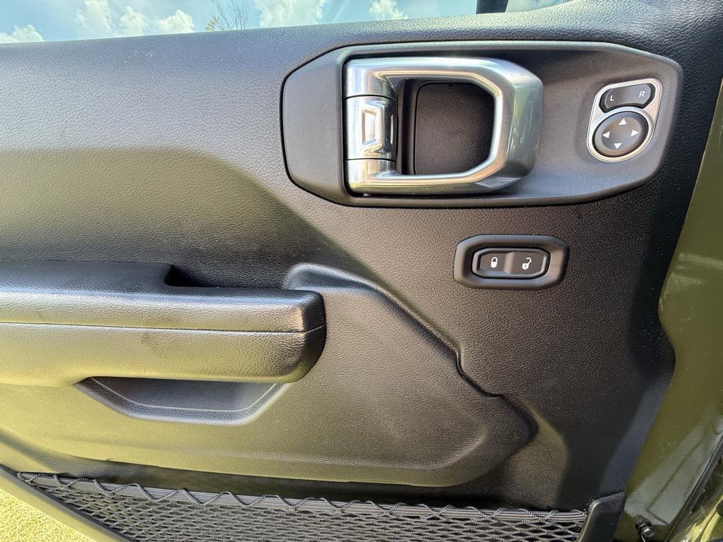 used 2021 Jeep Gladiator car, priced at $31,055