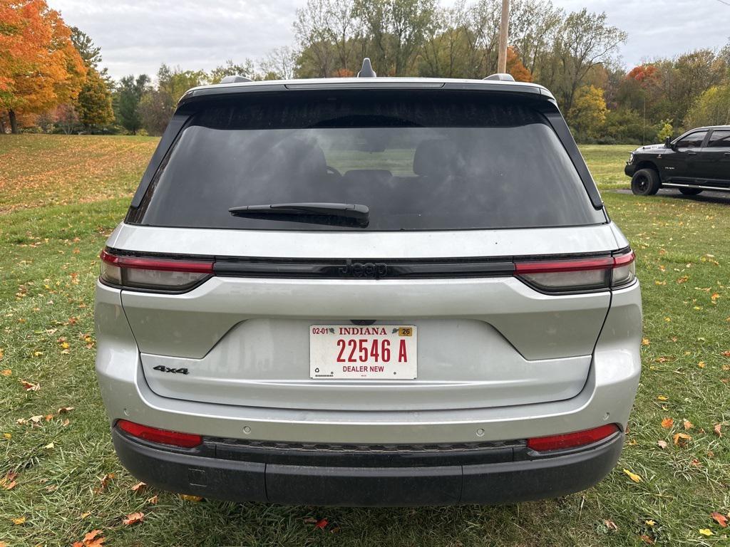 new 2025 Jeep Grand Cherokee car, priced at $46,730