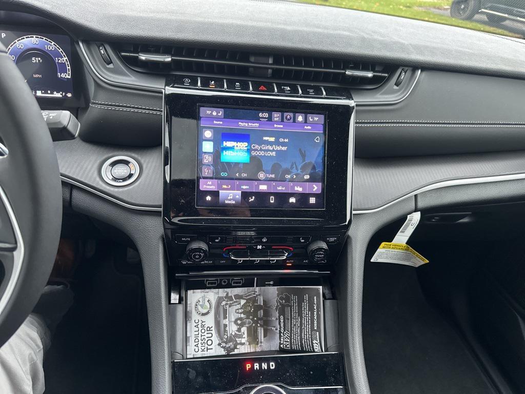 new 2025 Jeep Grand Cherokee car, priced at $46,730