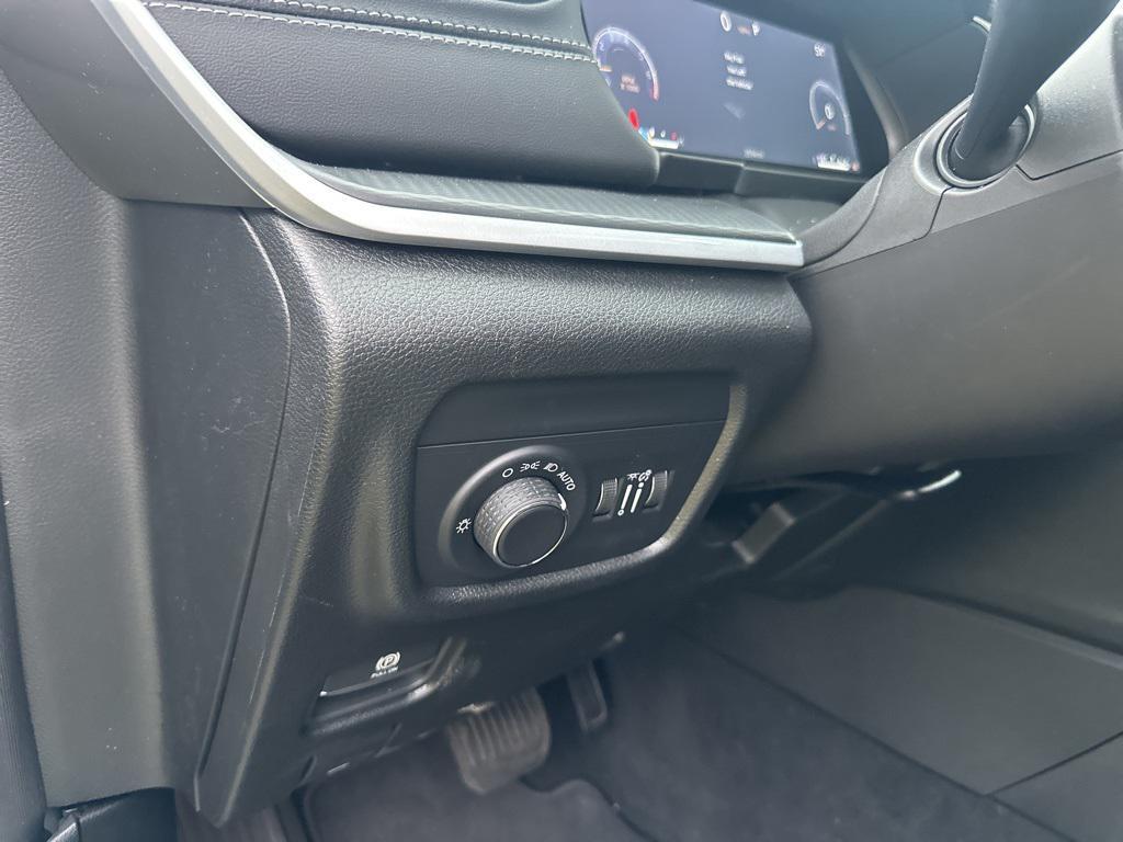 new 2025 Jeep Grand Cherokee car, priced at $46,730