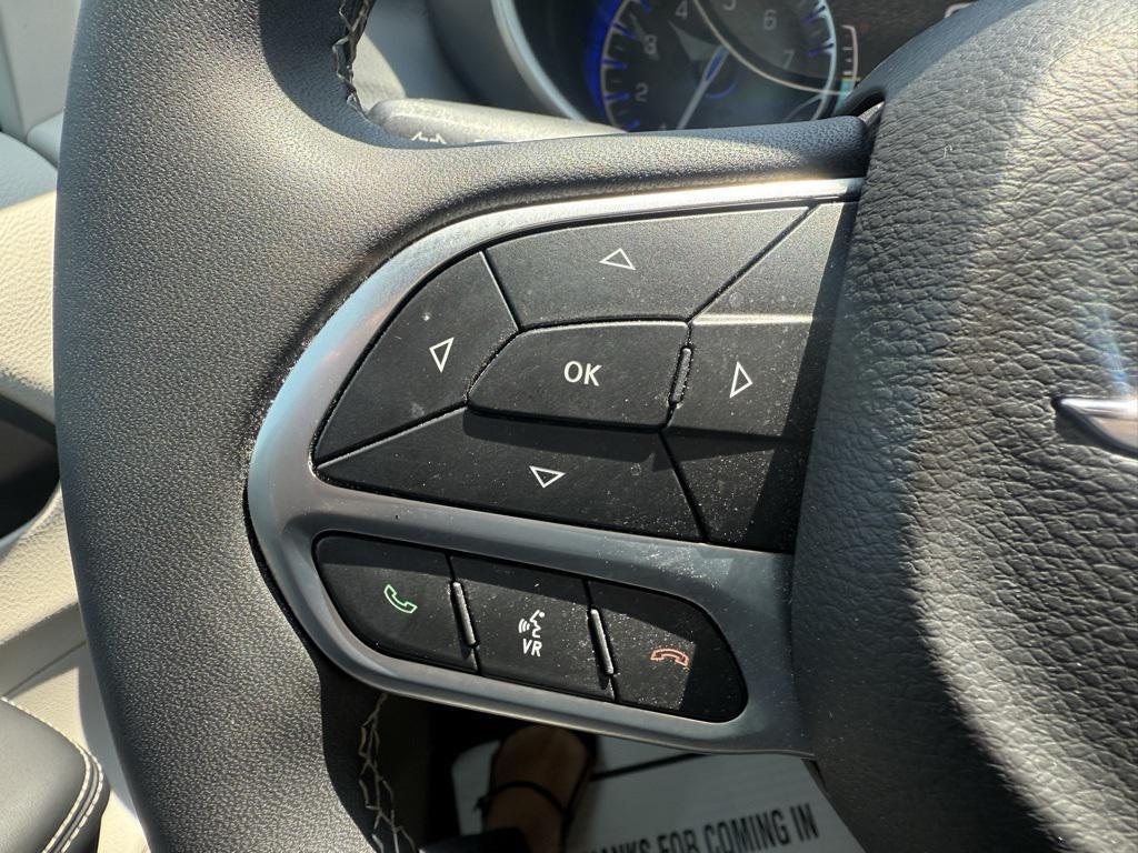 used 2024 Chrysler Pacifica car, priced at $31,491