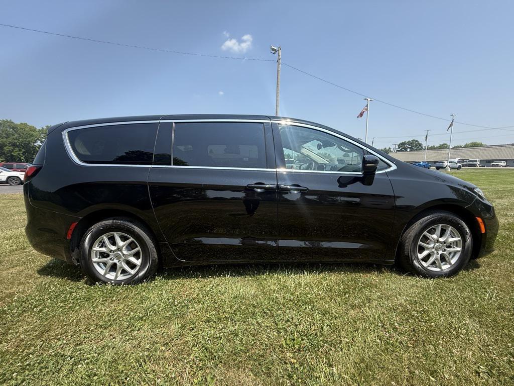 used 2024 Chrysler Pacifica car, priced at $31,491