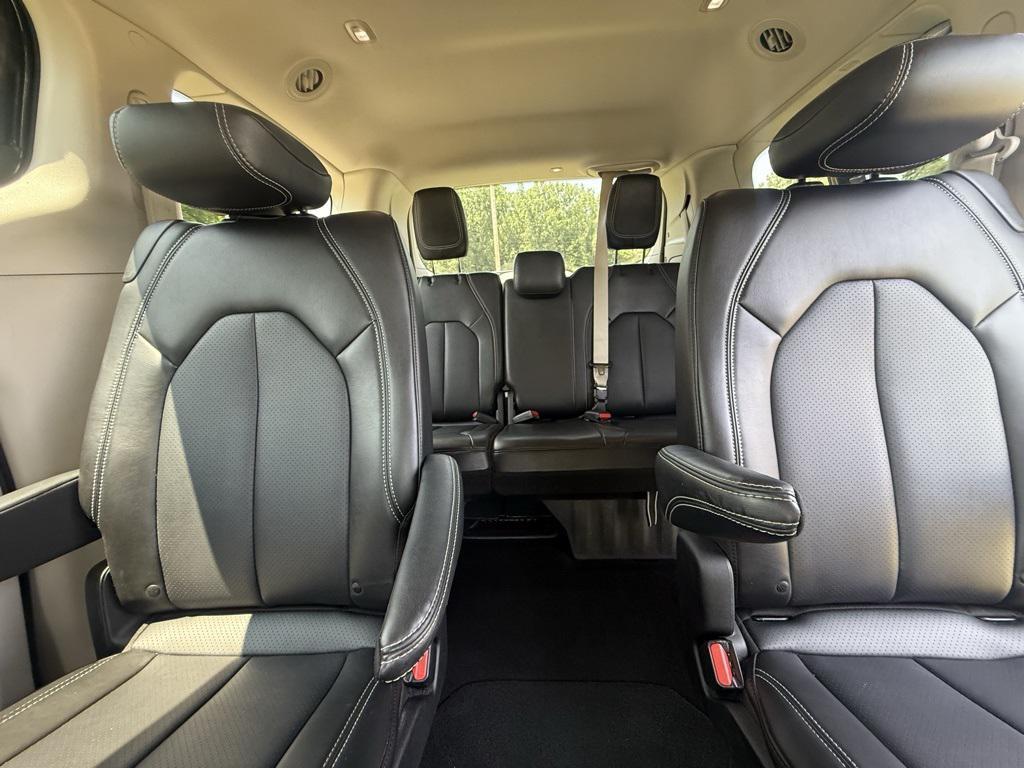 used 2024 Chrysler Pacifica car, priced at $31,491