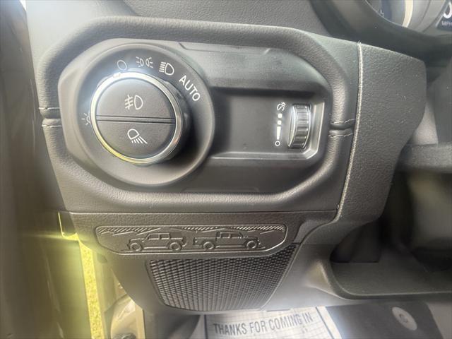 new 2025 Jeep Gladiator car, priced at $54,225