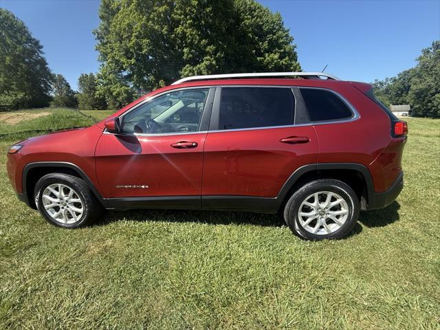 used 2015 Jeep Cherokee car, priced at $6,982