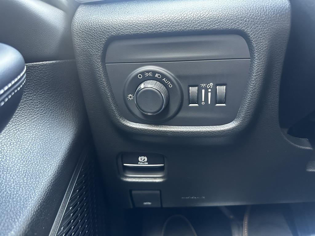 new 2025 Jeep Grand Cherokee car, priced at $46,730