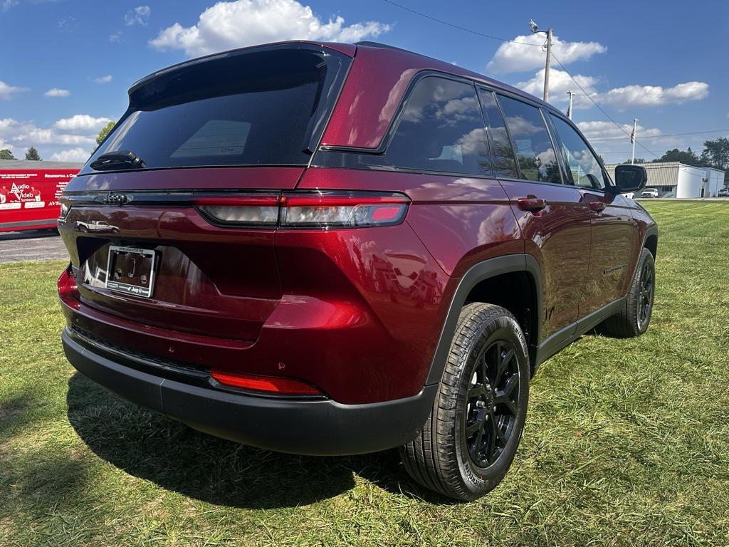 new 2025 Jeep Grand Cherokee car, priced at $46,730