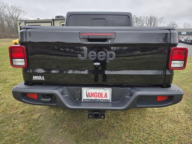 new 2025 Jeep Gladiator car, priced at $47,155