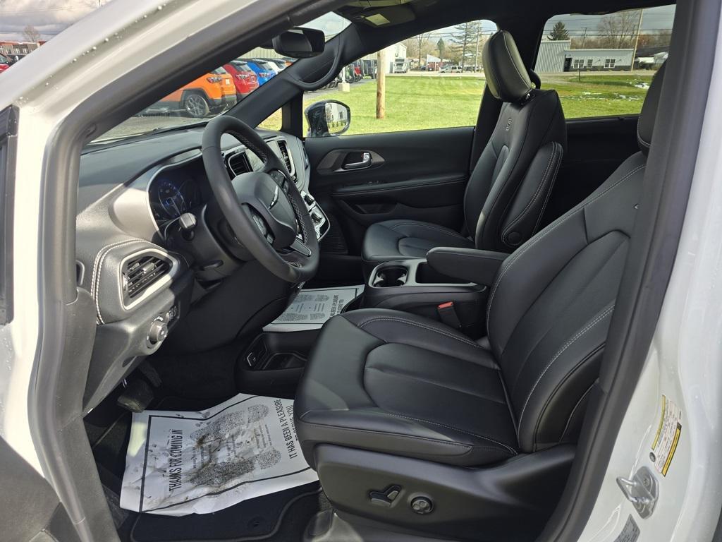 new 2026 Chrysler Pacifica car, priced at $49,780