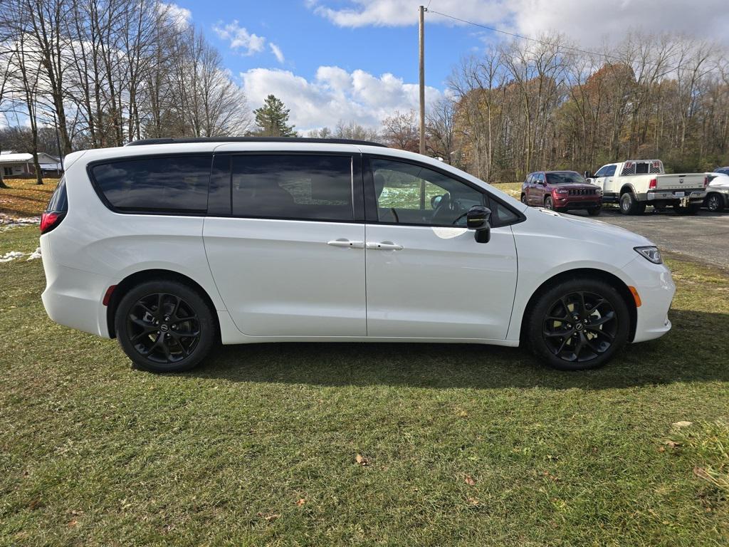new 2026 Chrysler Pacifica car, priced at $49,780