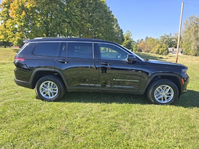 new 2025 Jeep Grand Cherokee car, priced at $45,720