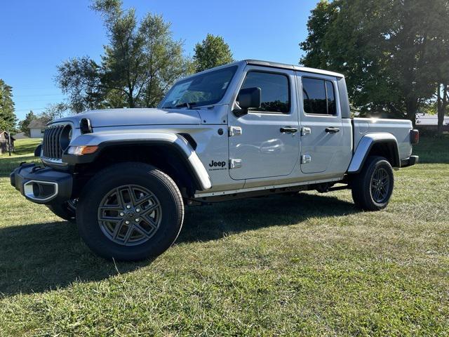 new 2024 Jeep Gladiator car, priced at $48,705